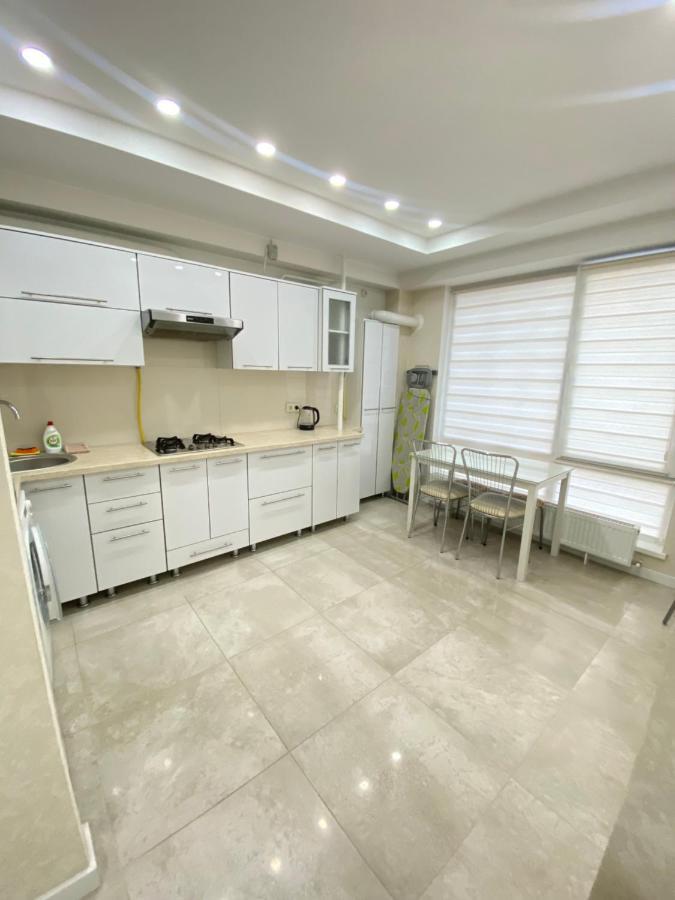 New Lux Apartment In Chişinău Eksteriør billede